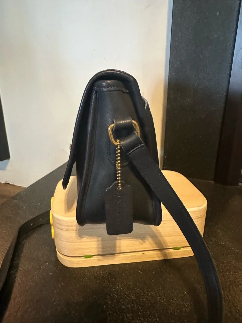 Vintage Coach City Bag (Style 9790) in navy blue
